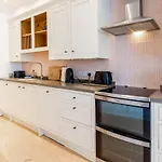 Appartement Harbour, 2 Bedroom Townhouse With Parking