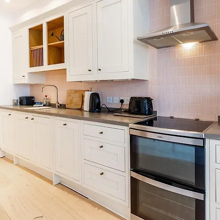 Apartmán Harbour, 2 Bedroom Townhouse With Parking