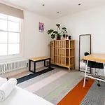 Harbour, 2 Bedroom Townhouse With Parking