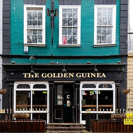 Harbour, 2 Bedroom Townhouse With Parking דירה *