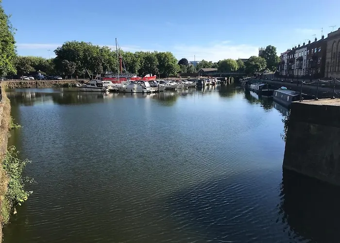 Διαμέρισμα Harbour, 2 Bedroom Townhouse With Parking *