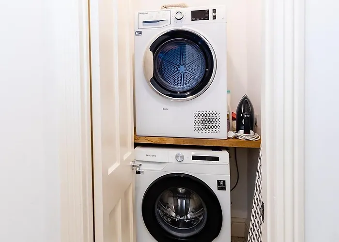 Lejlighed Harbour, 2 Bedroom Townhouse With Parking *