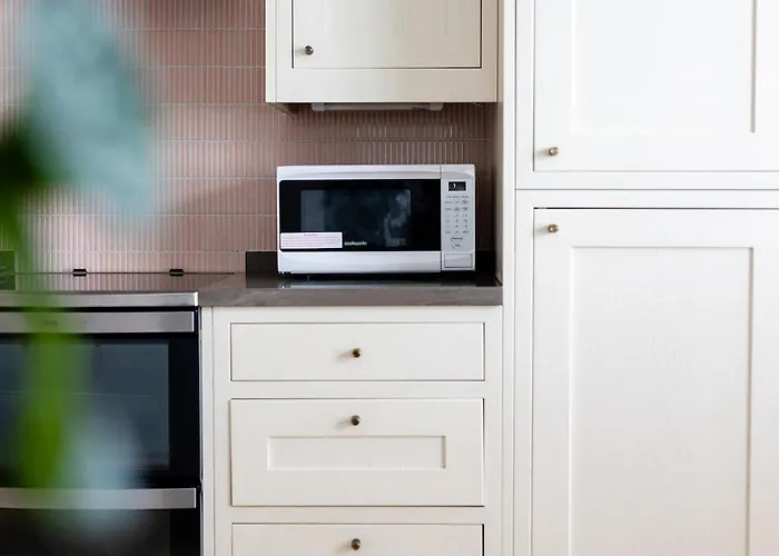 Harbour, 2 Bedroom Townhouse With Parking Lejlighed