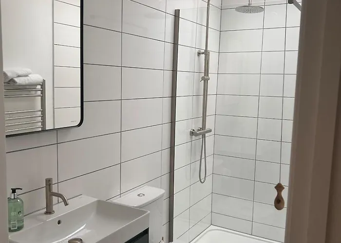 Lejlighed Harbour, 2 Bedroom Townhouse With Parking *